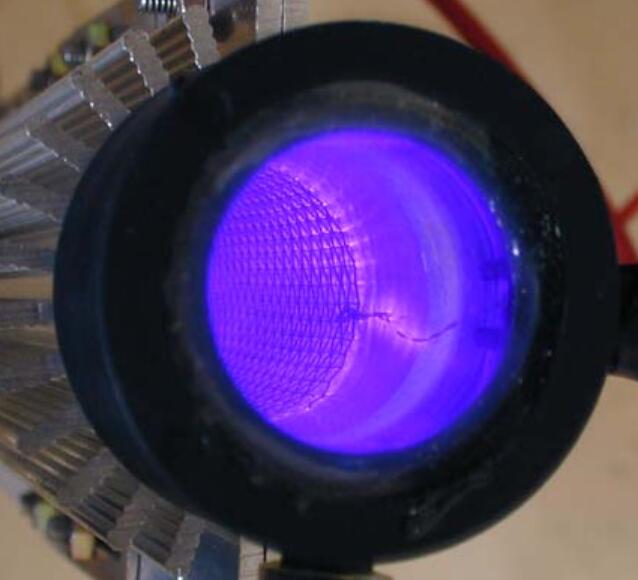 電暈放電臭氧發生器產臭氧流程
